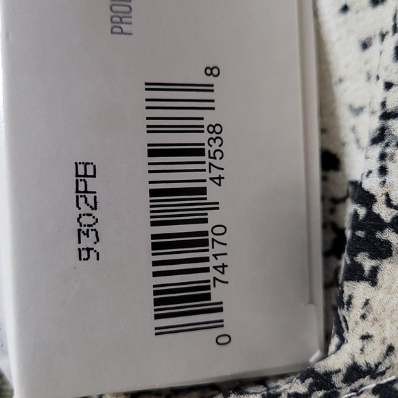 Sally Hansen Good. Kind. Pure Vegan PINK SAPPHIRE - Picture 3 of 3